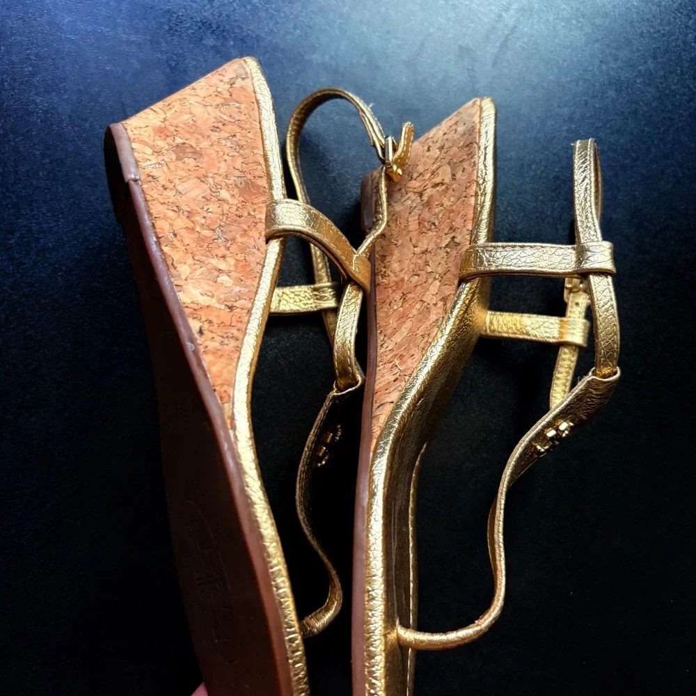Tory Burch Logo Wedge Thong Sandal cork‎ wedge heel size 6.5 gold